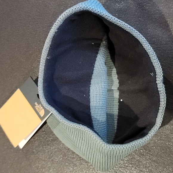 The north face beanie - Picture 3 of 3